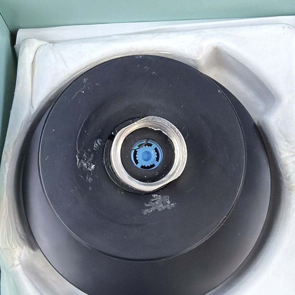 Jolie Filtered Shower Head -Black Round For Bathroom - Picture 5 of 6